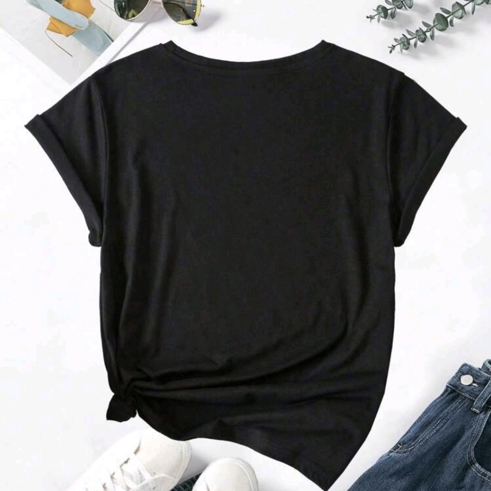 Women's Grateful Thankful Blessed Graphic Tee - Picture 2 of 4